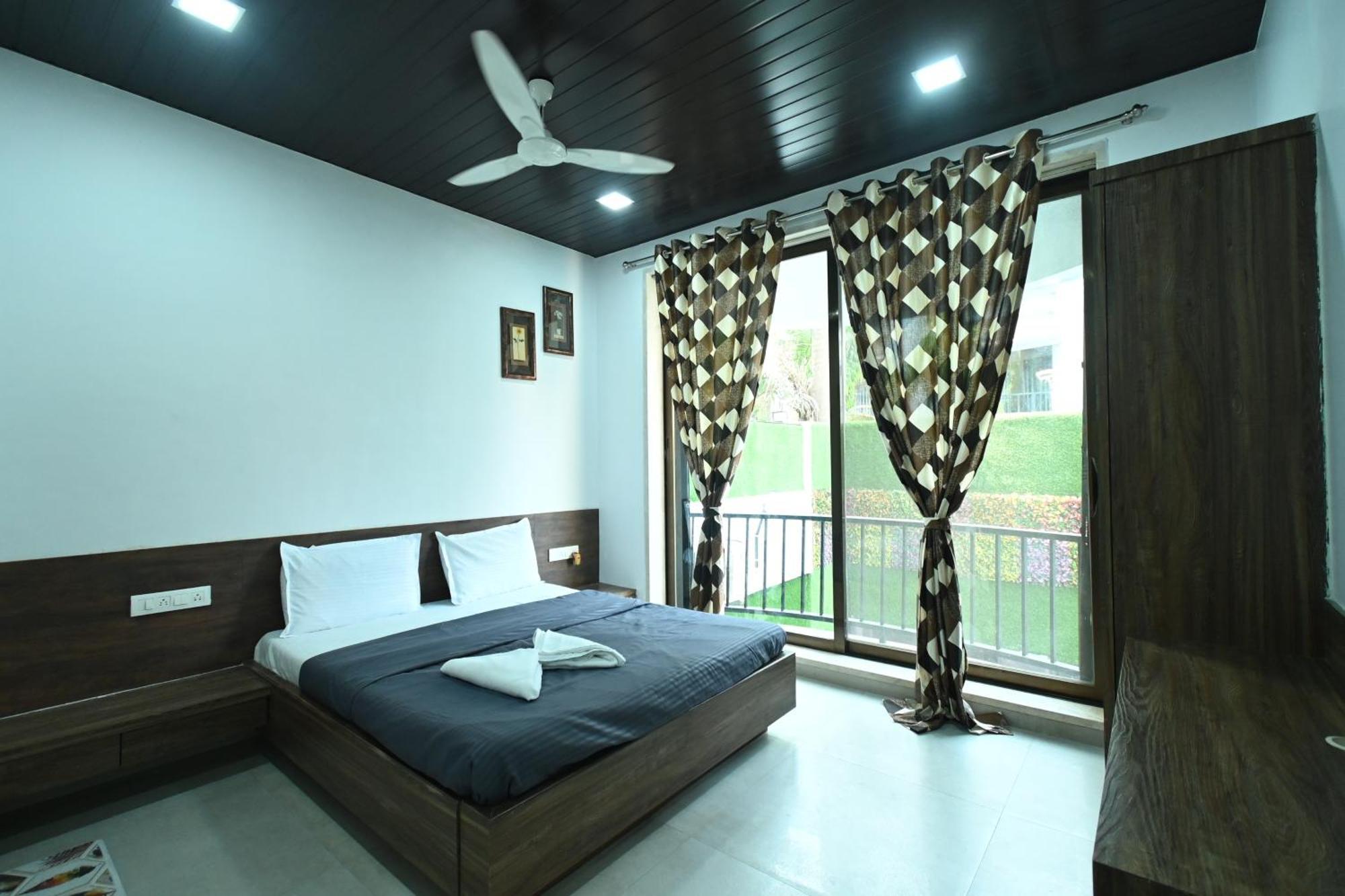Emerald Villa Лонавла Екстер'єр фото